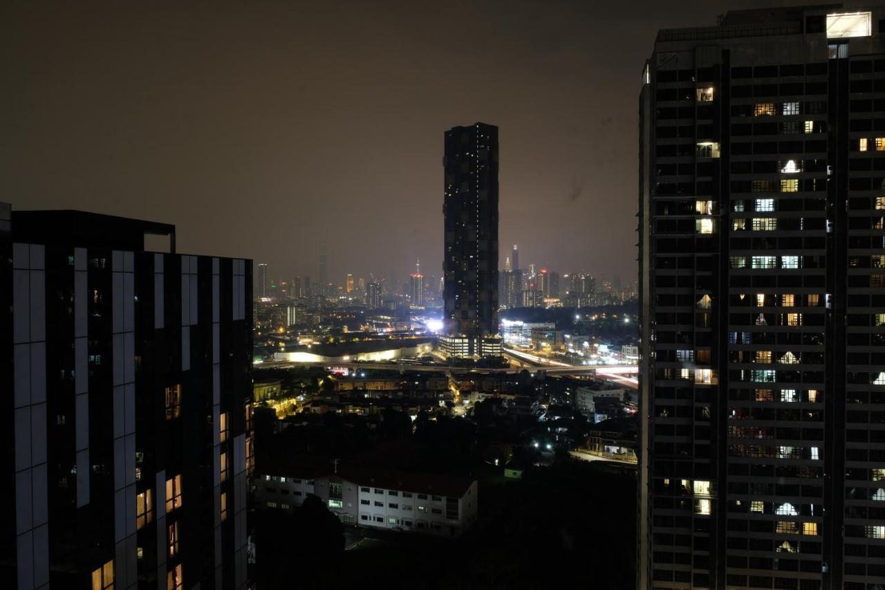 92 Ekocheras Duplex Pangsapuri Kuala Lumpur